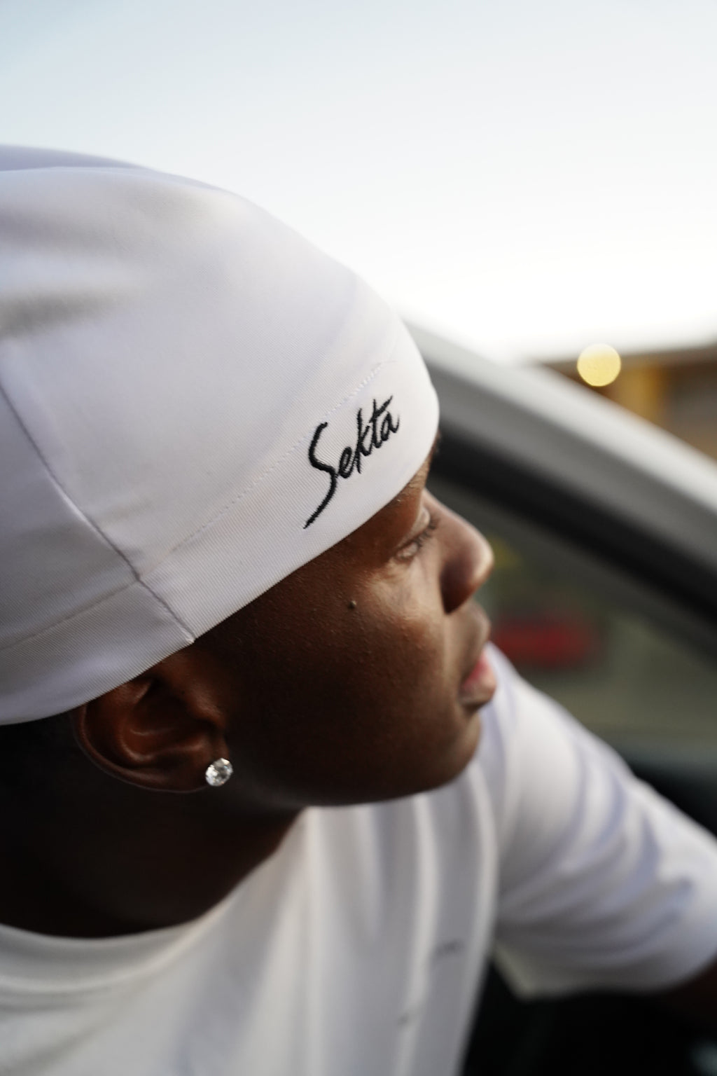 White & Black Skullcap